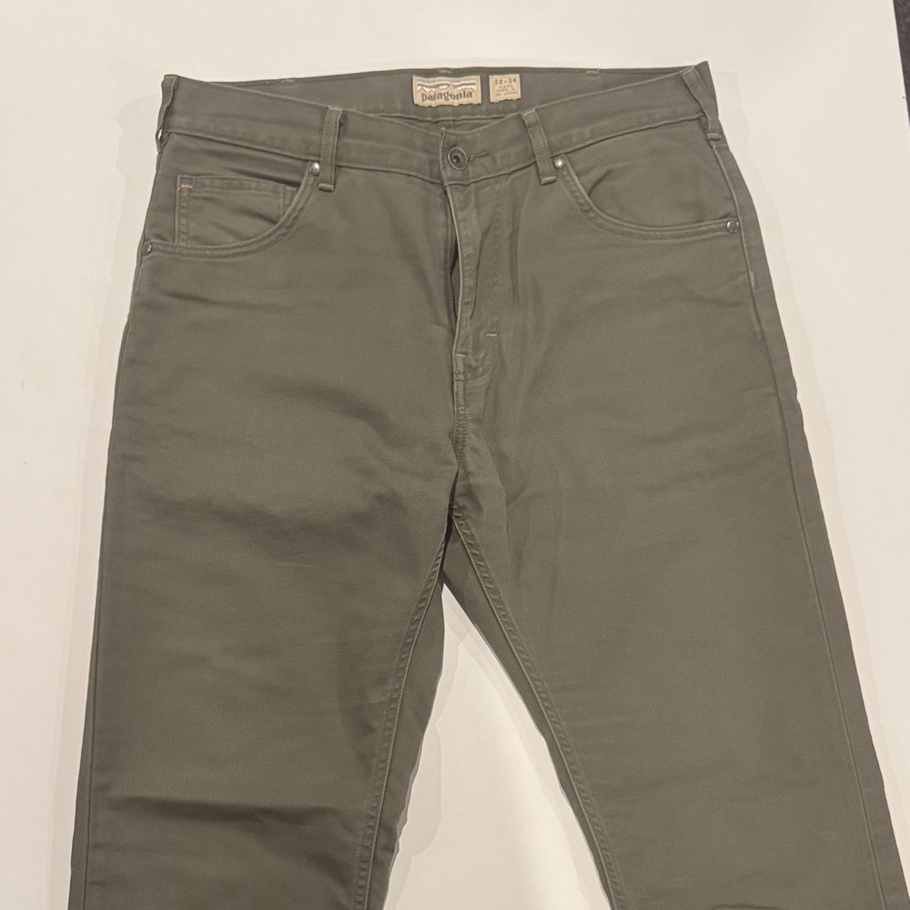 Patagonia Men's Olive Green Straight Leg Pant